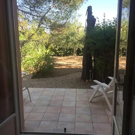 Anduze Gite Les Lauriers Au 