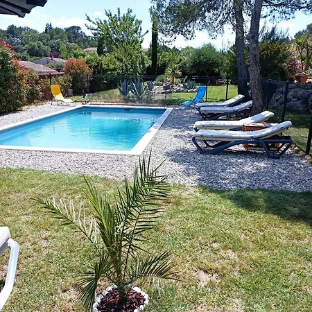 Anduze Gite Les Lauriers Au 
